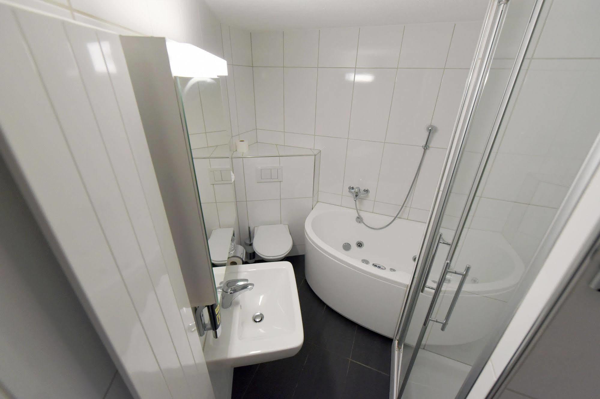 Apartmán Swiss Star California - Self Check-In Curych Exteriér fotografie