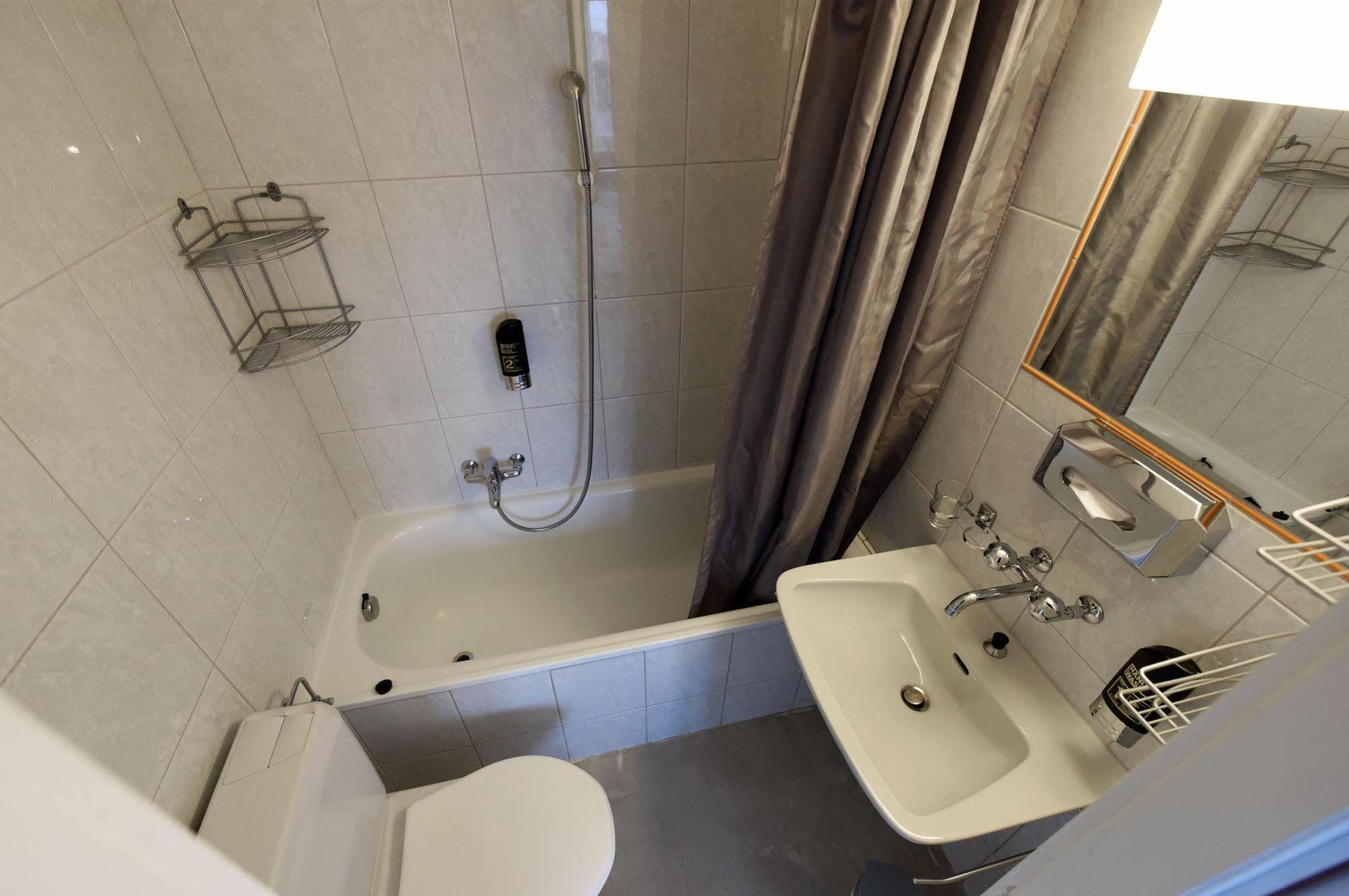 Apartmán Swiss Star California - Self Check-In Curych Exteriér fotografie
