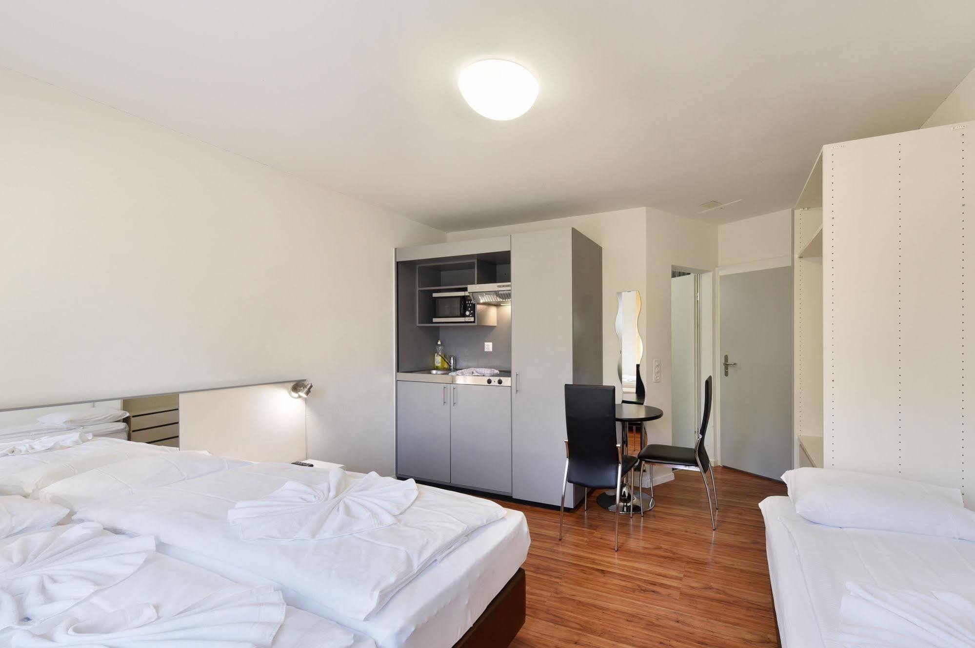Apartmán Swiss Star California - Self Check-In Curych Exteriér fotografie
