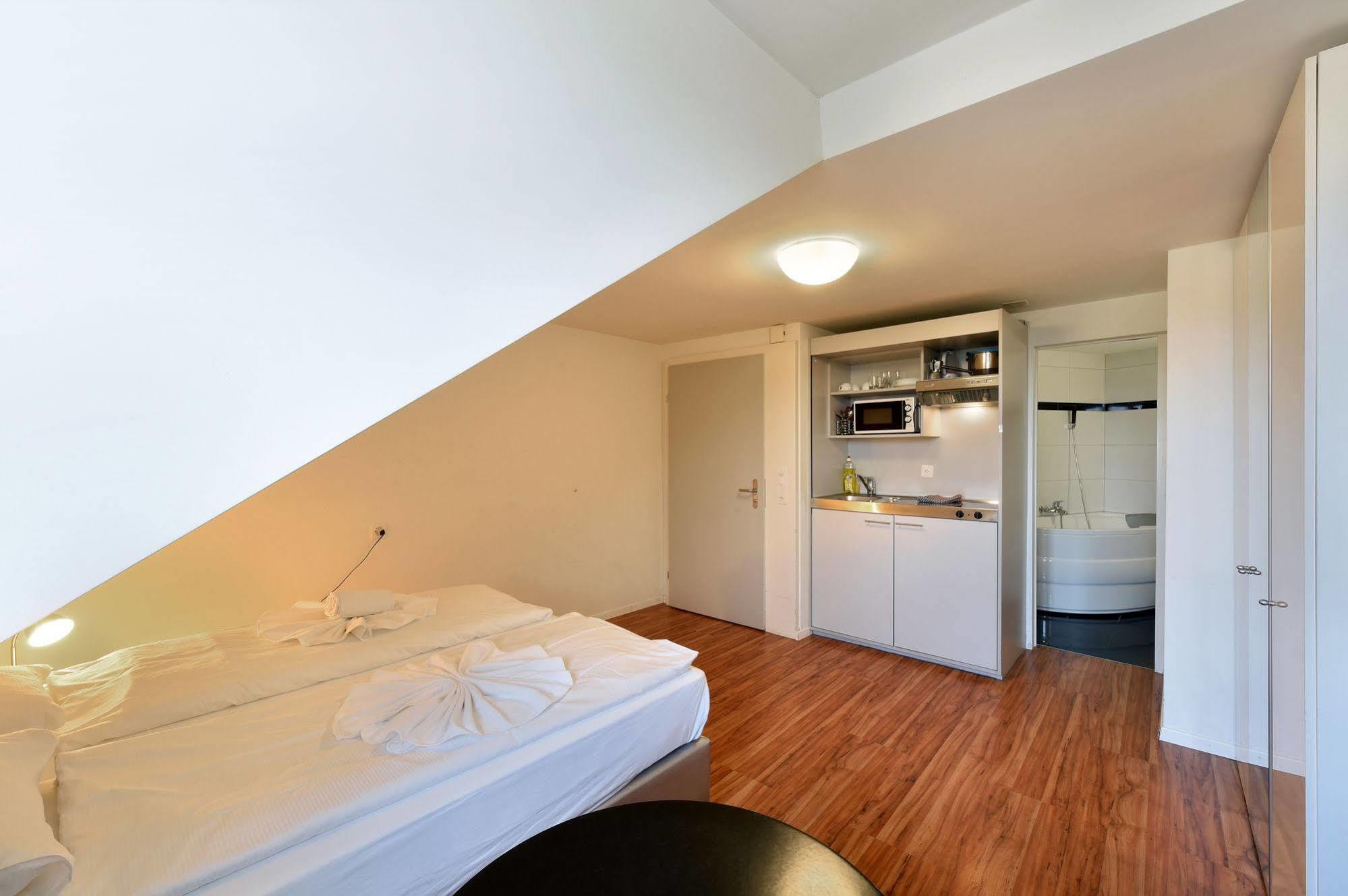 Apartmán Swiss Star California - Self Check-In Curych Exteriér fotografie